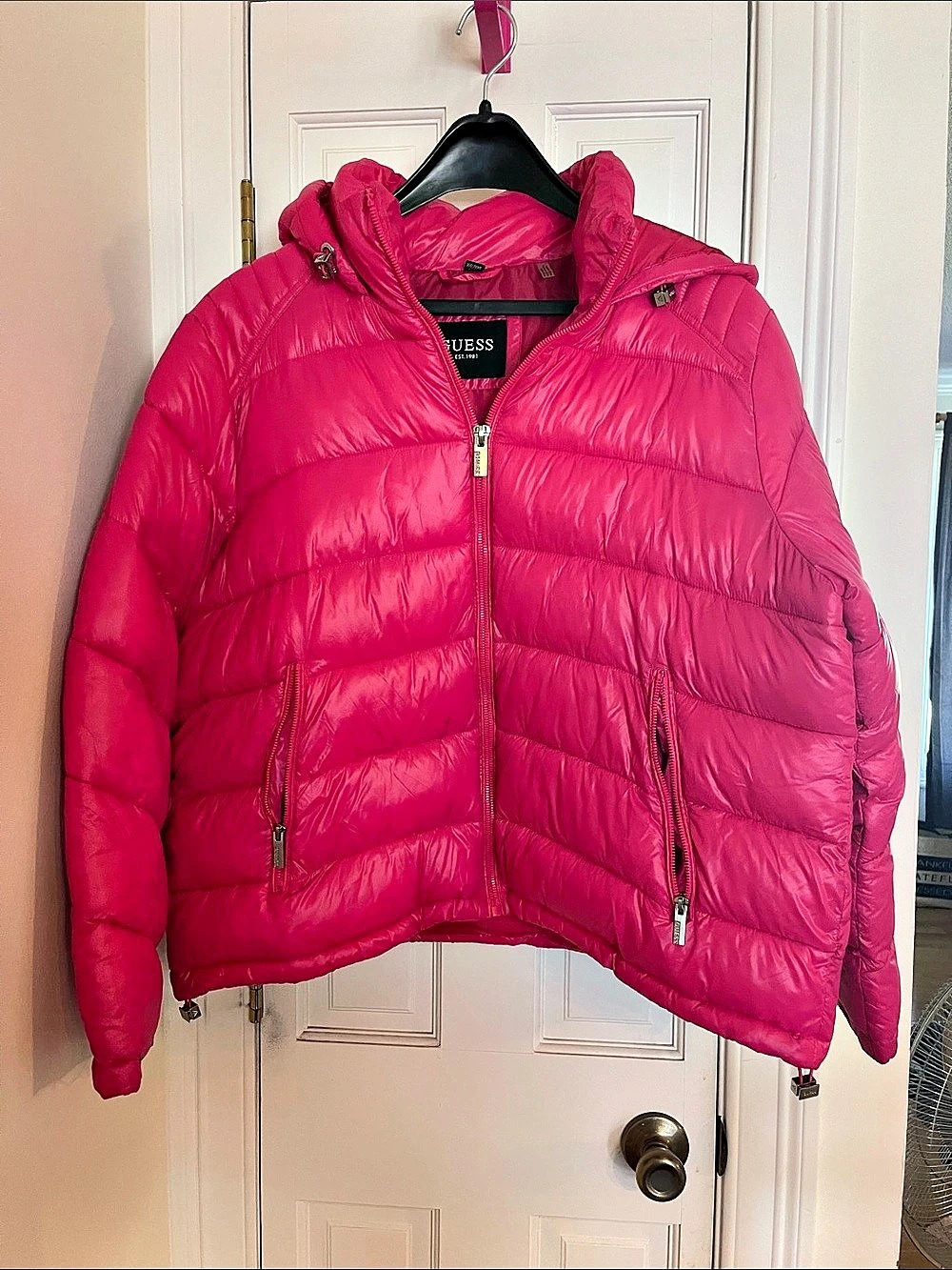 GUESS High-Shine Hooded Puffer Jacket Pink Size XXL